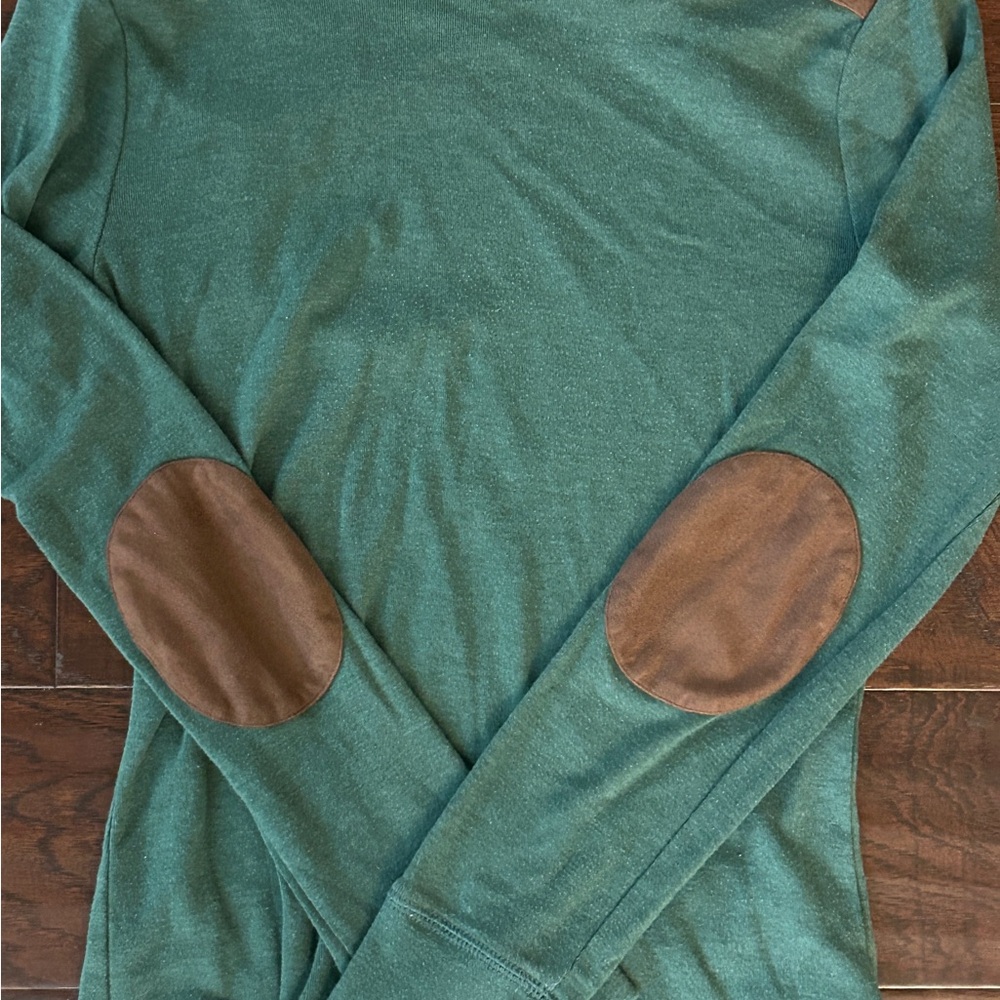 Lauren Jeans by Ralph Lauren Green Long Sleeve Top with Brown Elbow Patches